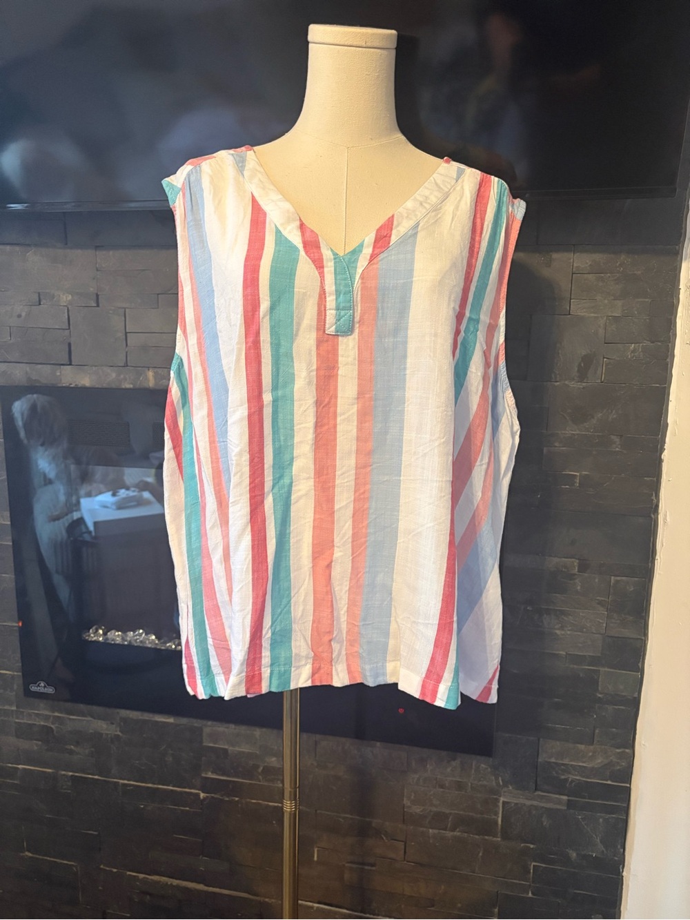 Light weight and comfortable Sleeveless V-Neck Multicolor Stripe Top -